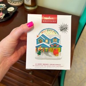 Grinch ornament 💚🎄